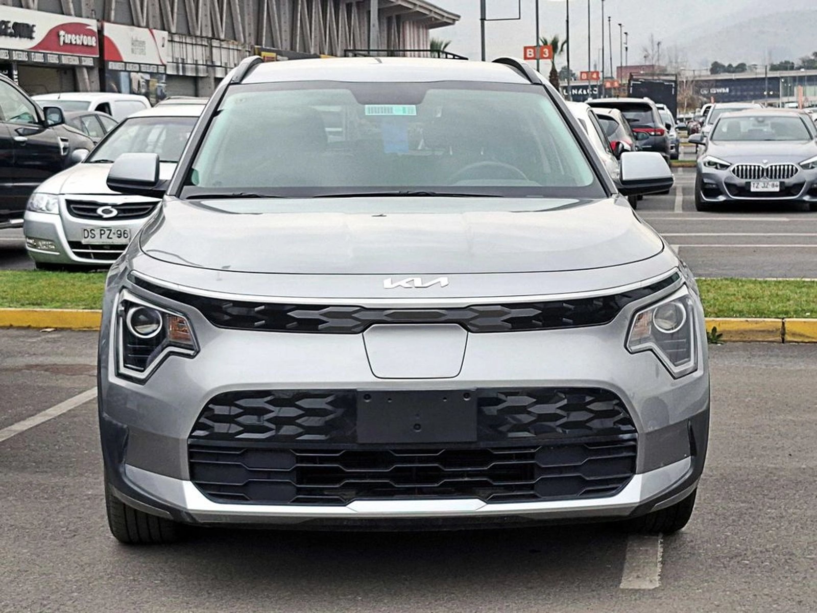 Kia NIRO AT 2024 - Foto 2 de 17