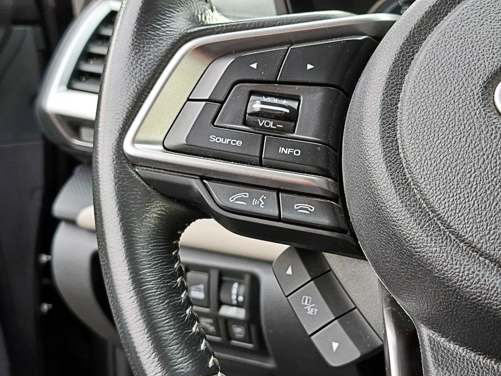 SUBARU FORESTER 2.5 DYNAMIC EYESIGHT AT 4X4 2022 - Imagen 15 de 20