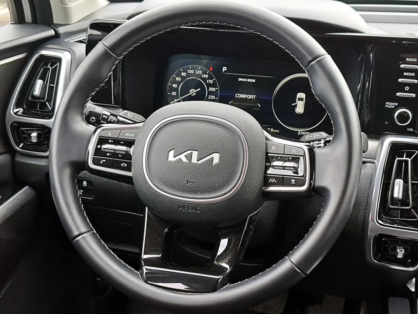 Kia SORENTO 2.5 EX GSL 2WD AT6 5P 2023 - Imagen 12 de 17