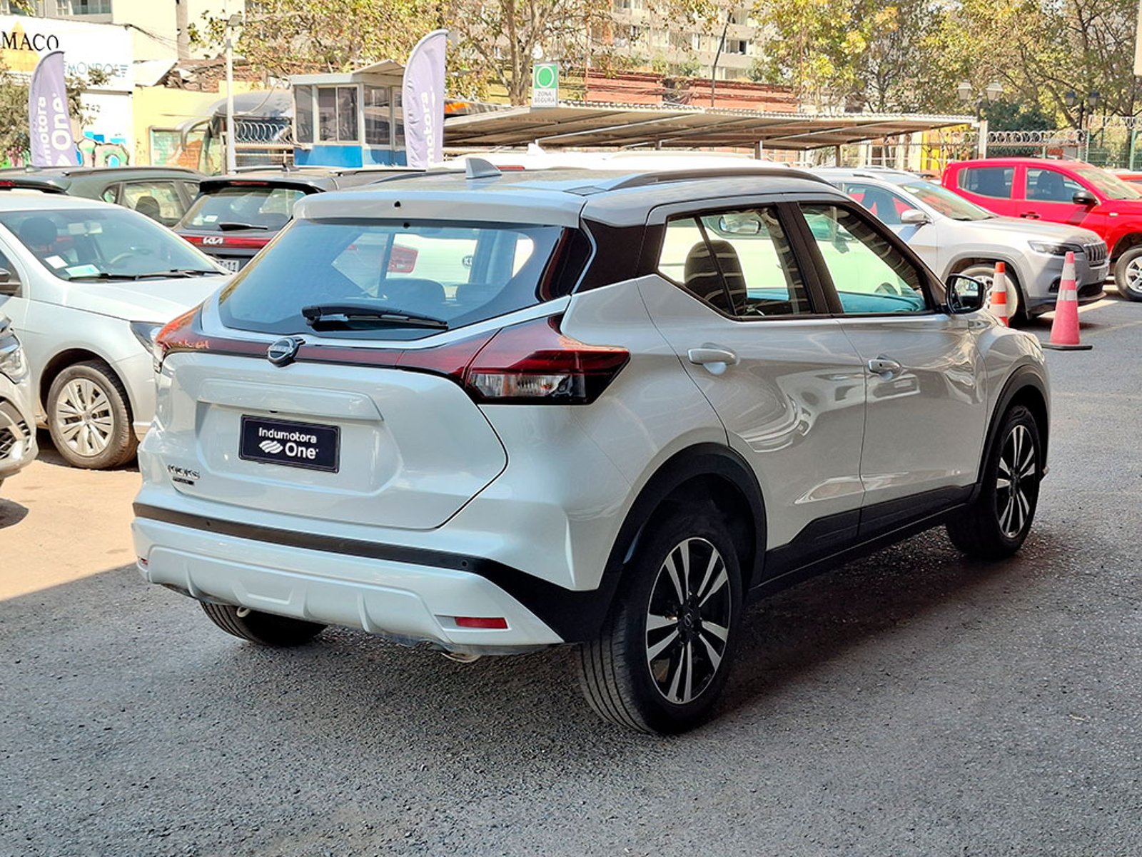 NISSAN KICKS 1.6 ADVANCE AT 2025 - Imagen 6 de 20