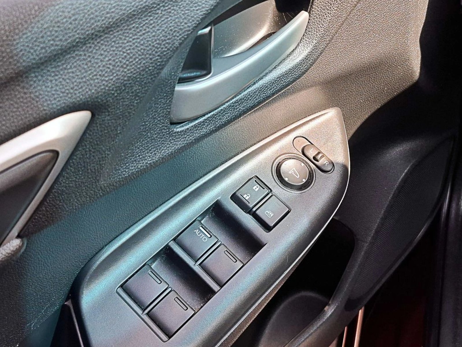 Honda WR-V LX 4X2 1.5 AT 2024 - Imagen 10 de 18