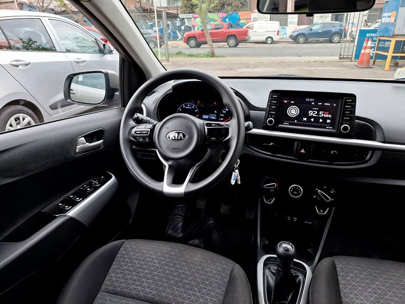 Kia MORNING EX 1.2L 5MT ABS AC 2018 - Imagen 8 de 20