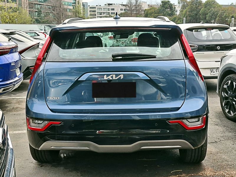 Kia NIRO AT EV 2023 - Imagen 6 de 18