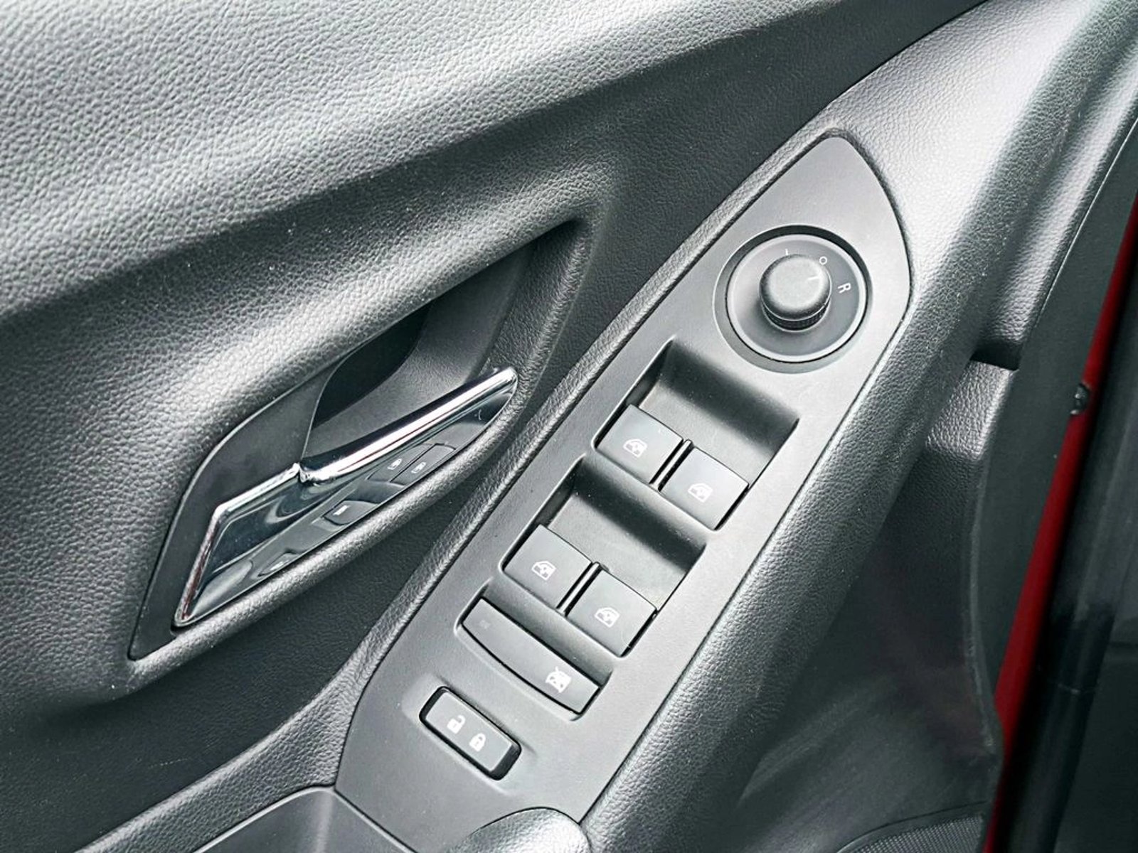 Chevrolet TRACKER MT 2020 - Imagen 9 de 17