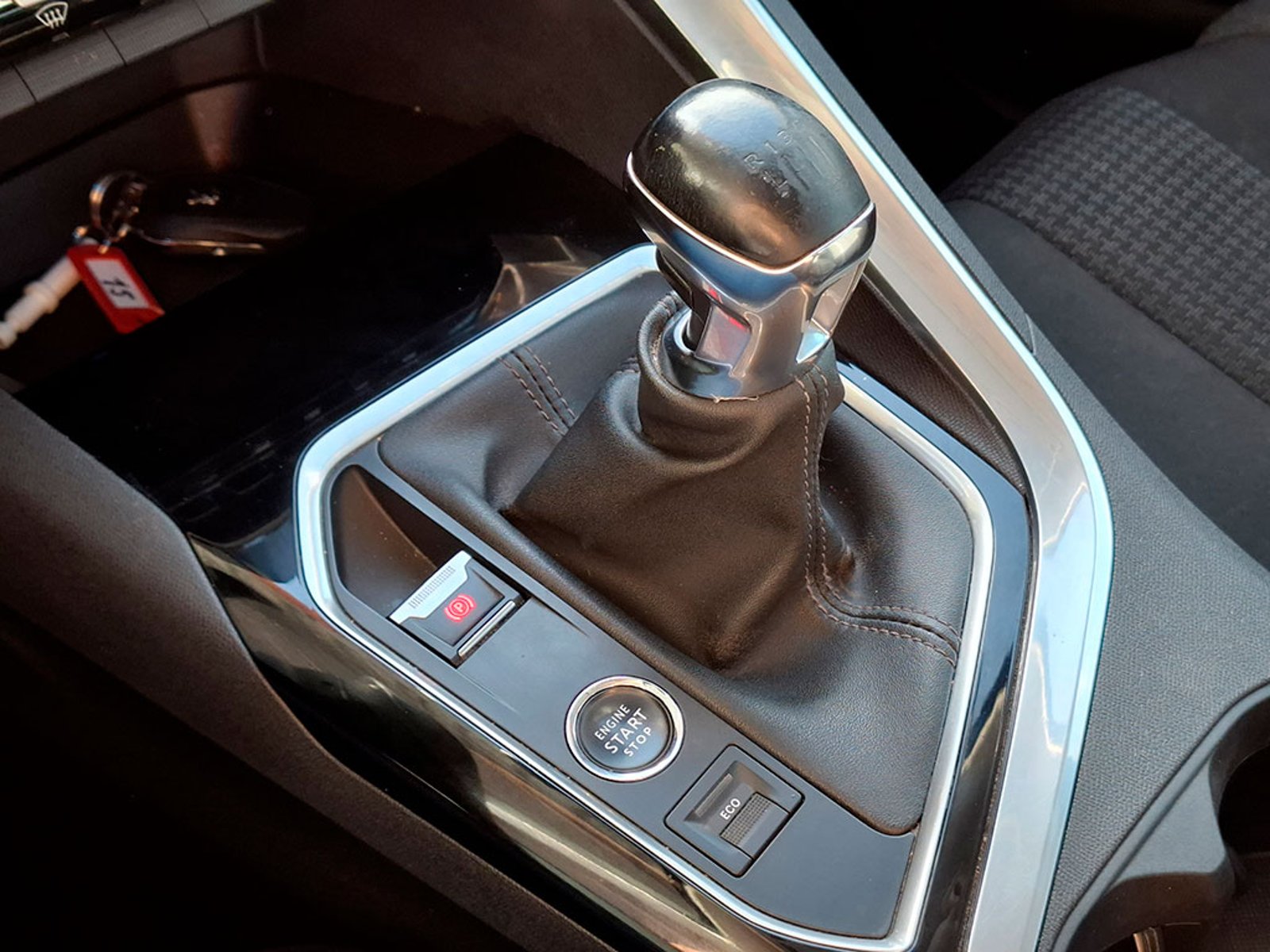 PEUGEOT 3008 BLUE HDI 1.5 2022 - Imagen 18 de 20