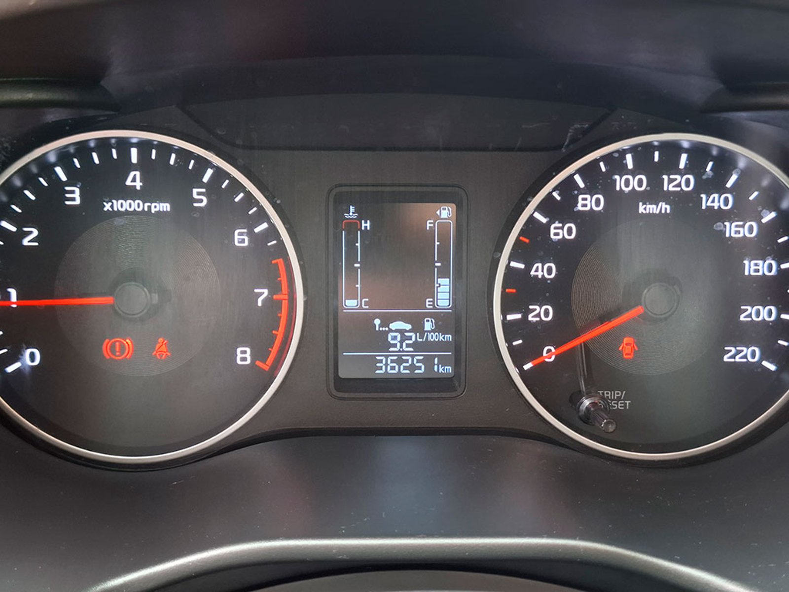 Kia SOLUTO 1.4 LX 2024 - Imagen 12 de 20