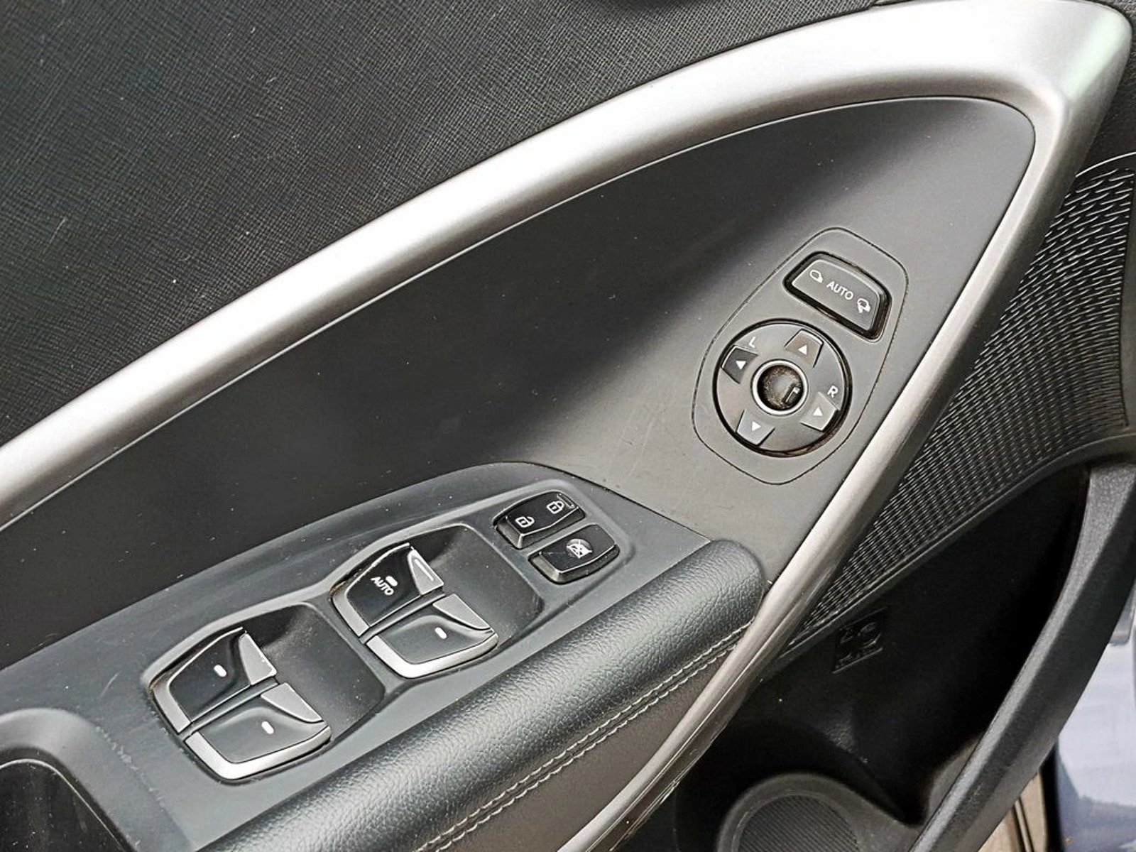 HYUNDAI SANTA FE 2.2 CRDI  GLS AT 4X4 2016 - Imagen 11 de 20