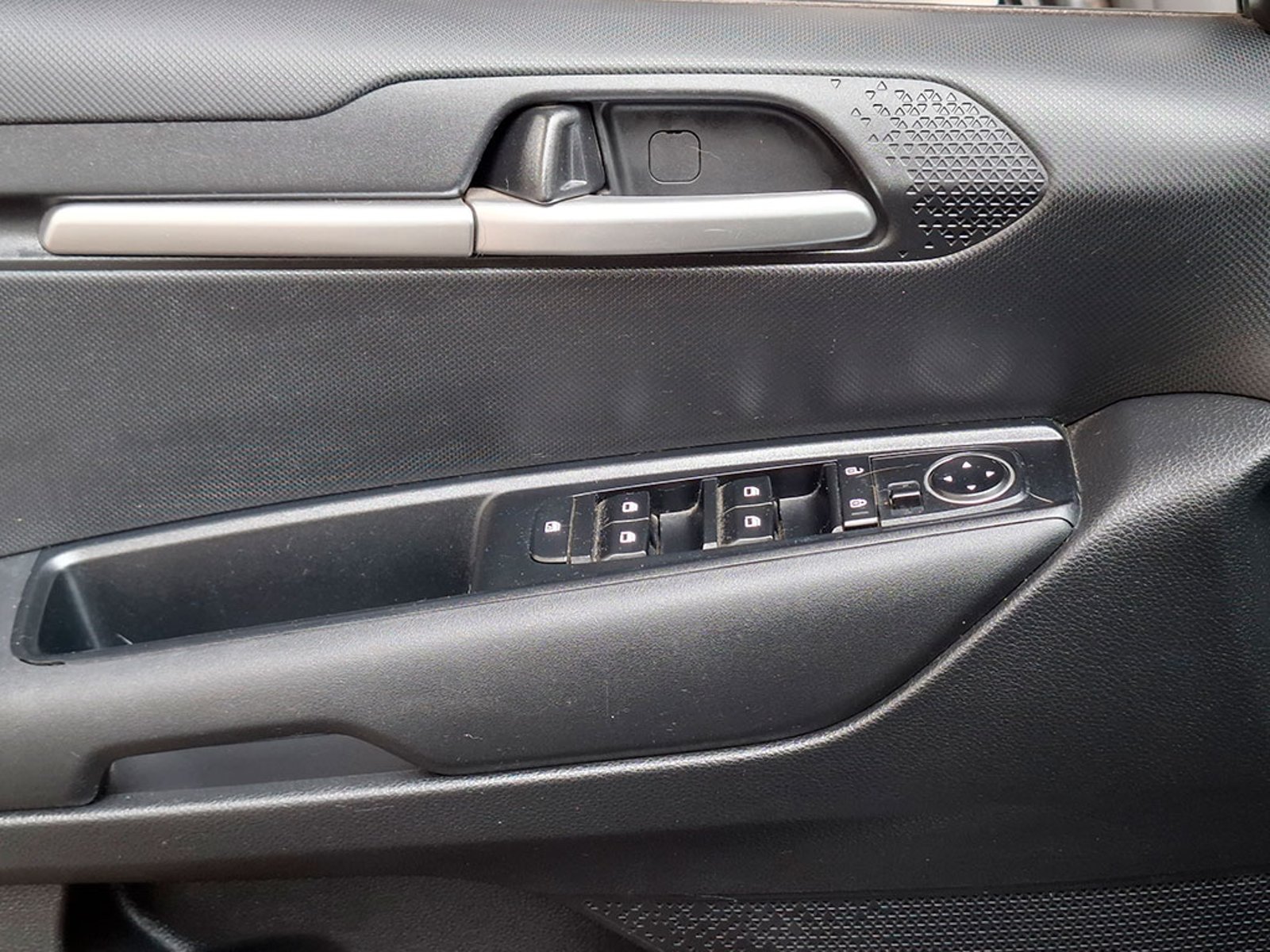 KIA SONET EX 1.5L 6MT ACC PLUS 2022 - Imagen 19 de 20
