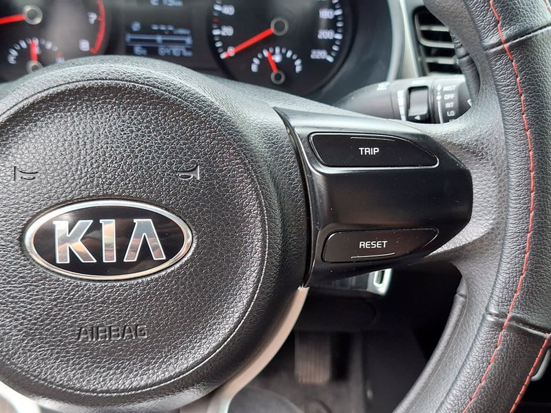 Kia RIO 4 LX 1.4L 6MT AC 2020 - Imagen 12 de 20