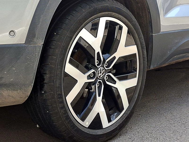 Volkswagen TAOS TSI 4X2 1.4 AT 2024 - Imagen 5 de 18