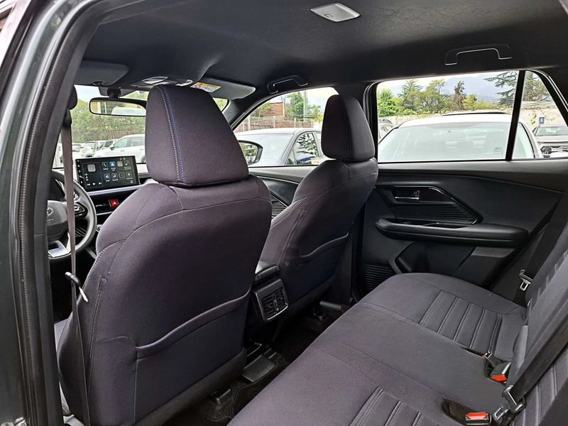 Toyota YARIS CROSS 1.5 AT 2024 - Imagen 12 de 19