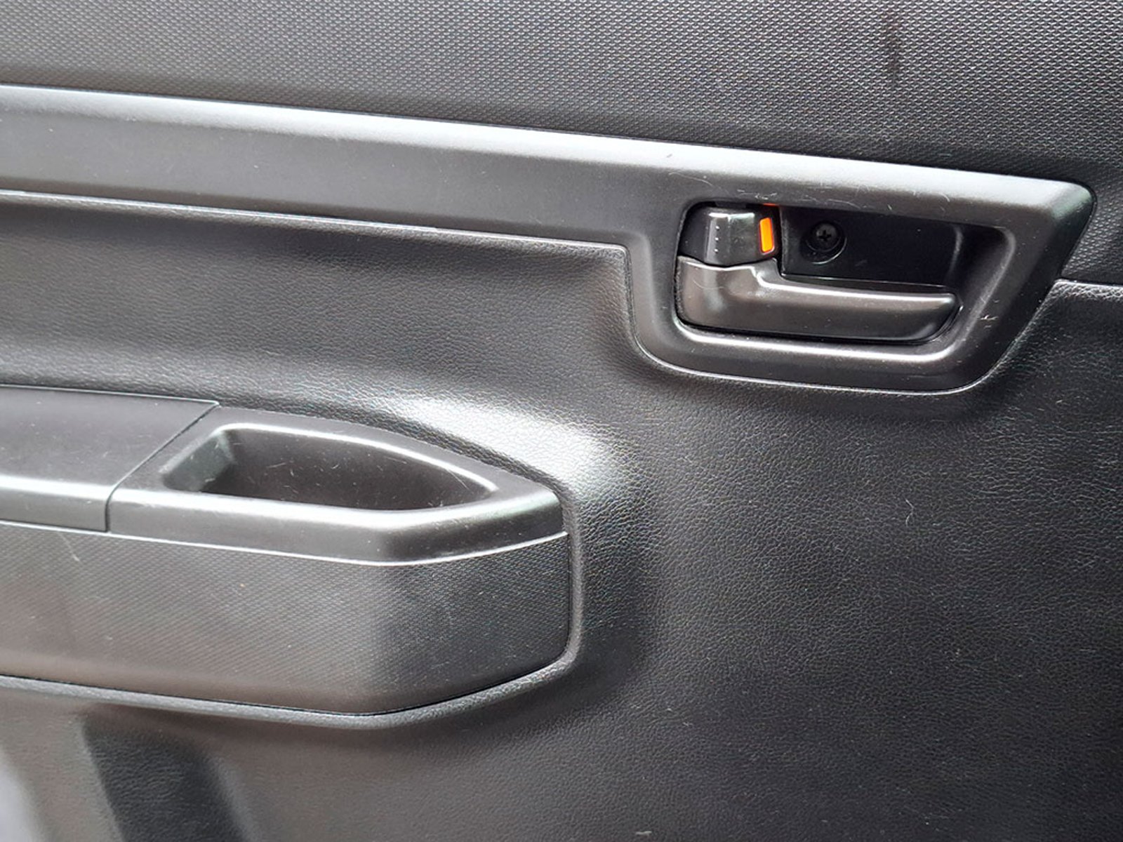 SUZUKI S-PRESSO 1.0 GLX 2023 - Imagen 18 de 20