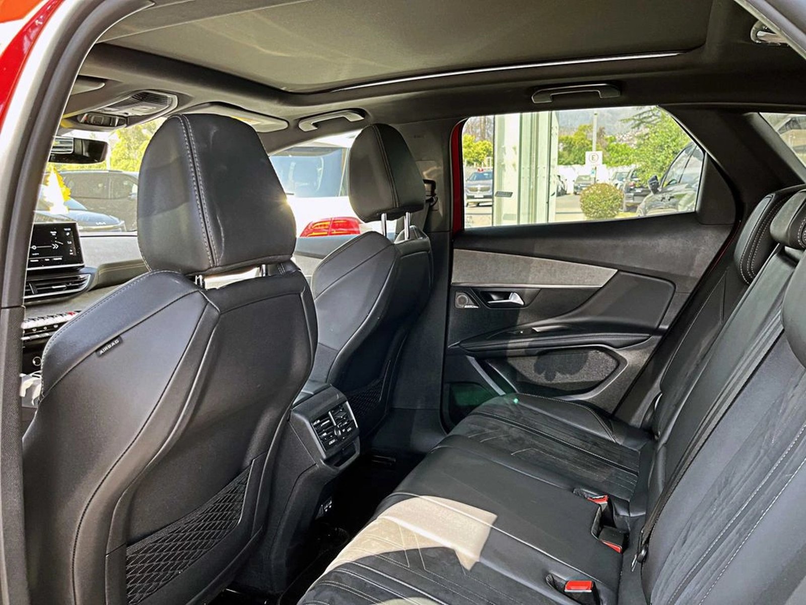 PEUGEOT 3008 GT 2024 - Imagen 12 de 18