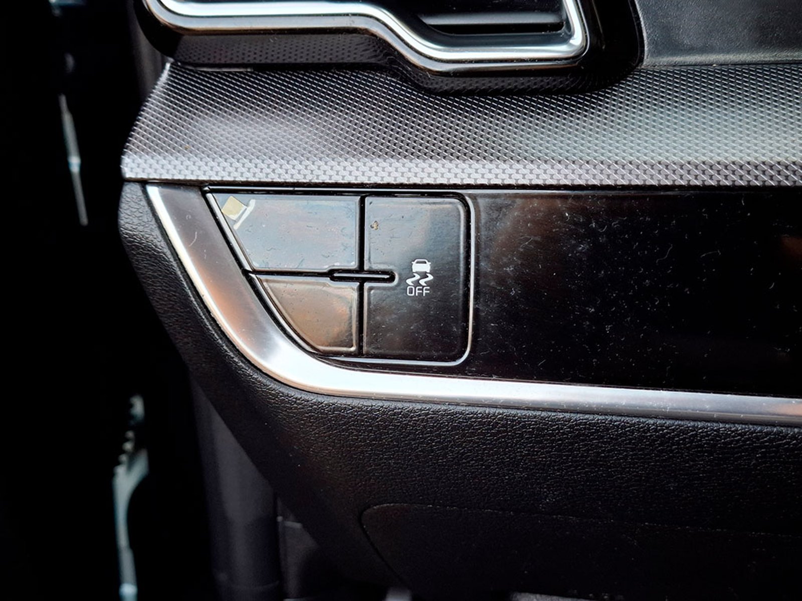 KIA SPORTAGE 2.0 EX 6MT 2023 - Imagen 20 de 20