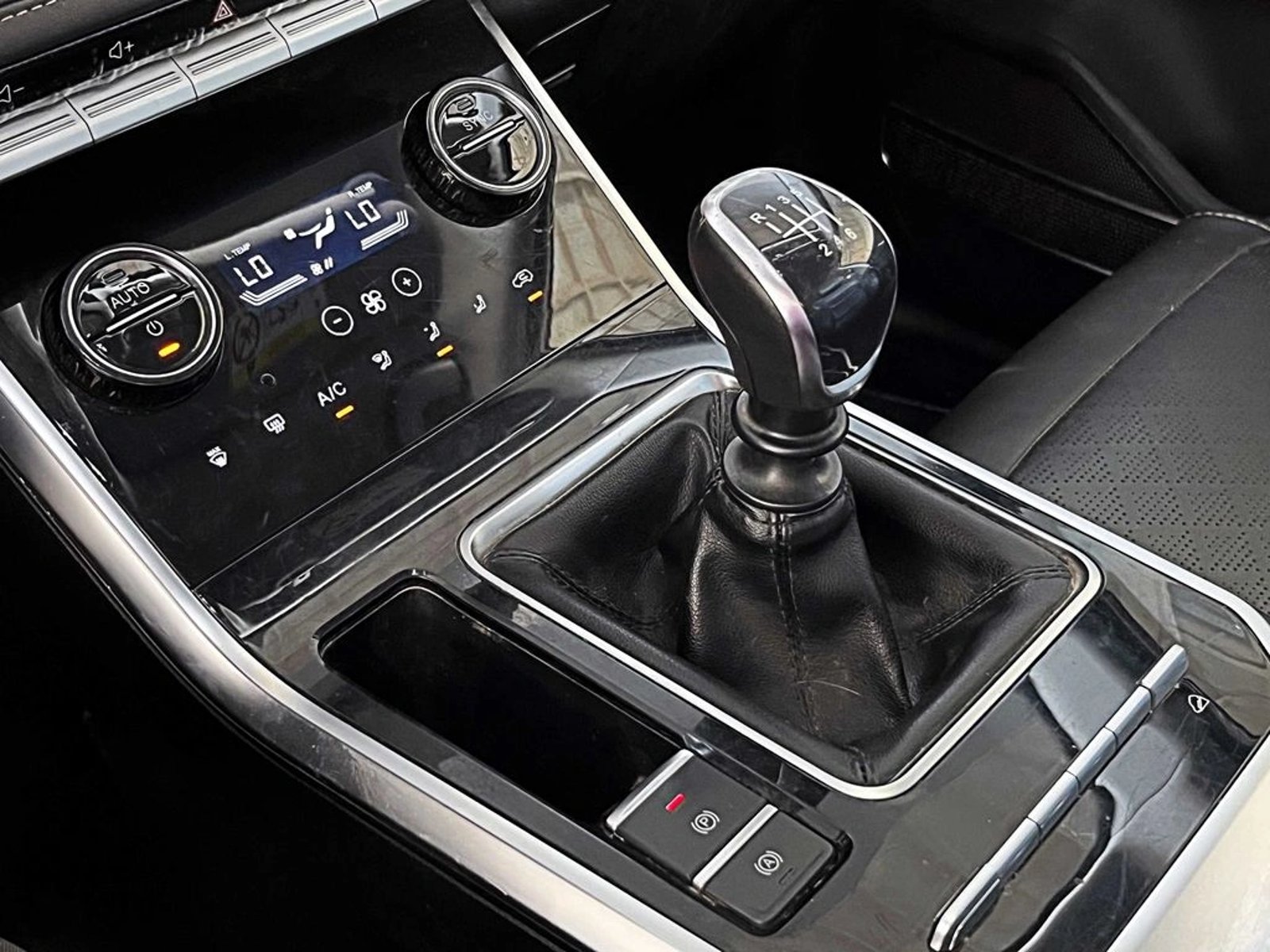 CHERY TIGGO 8 1.5T GLS 4X2 MT 5P 2024 - Imagen 20 de 20