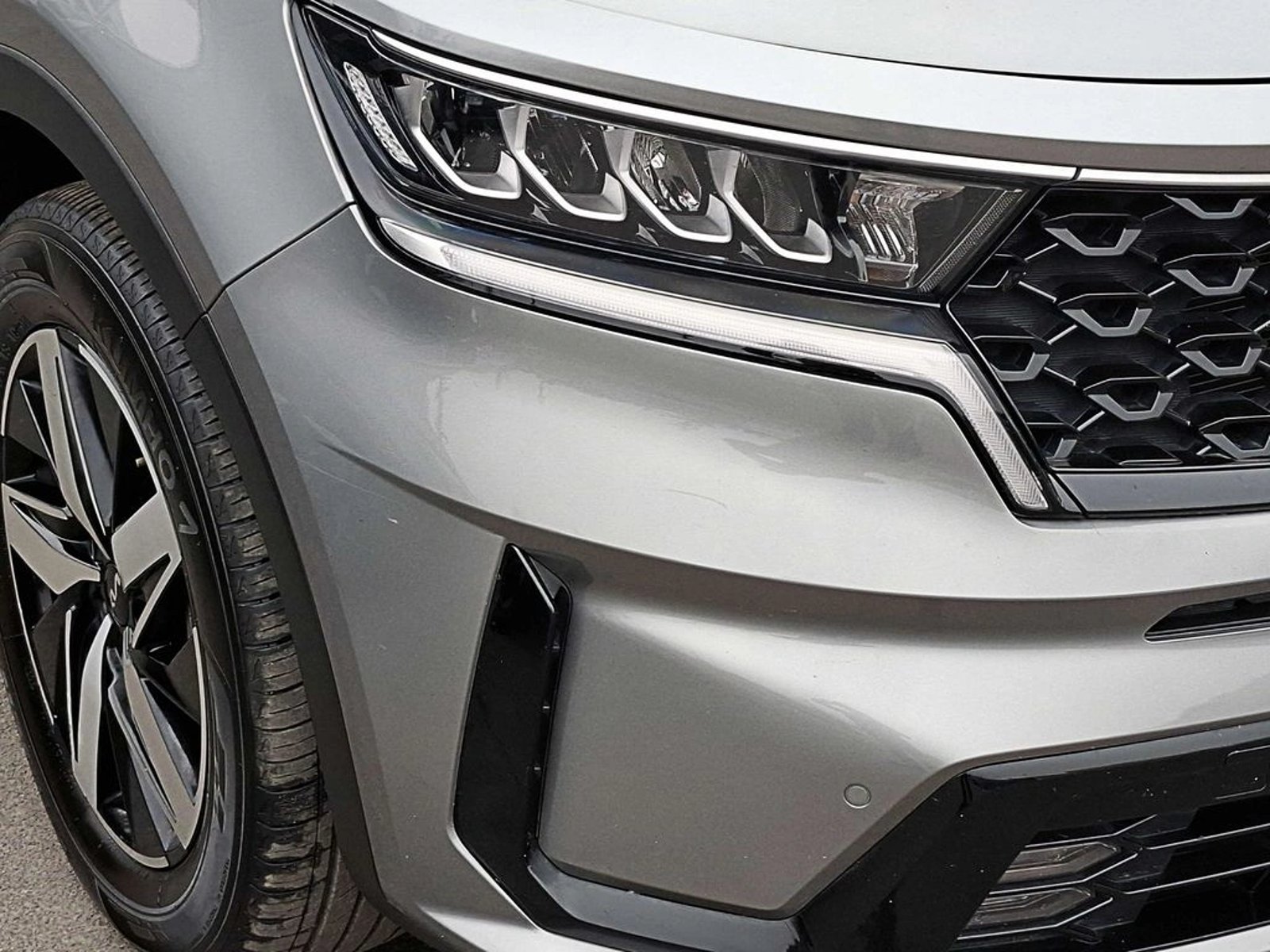 Kia SORENTO SORENTO EX 2.5L GSL AWD 2023 - Foto 3 de 17