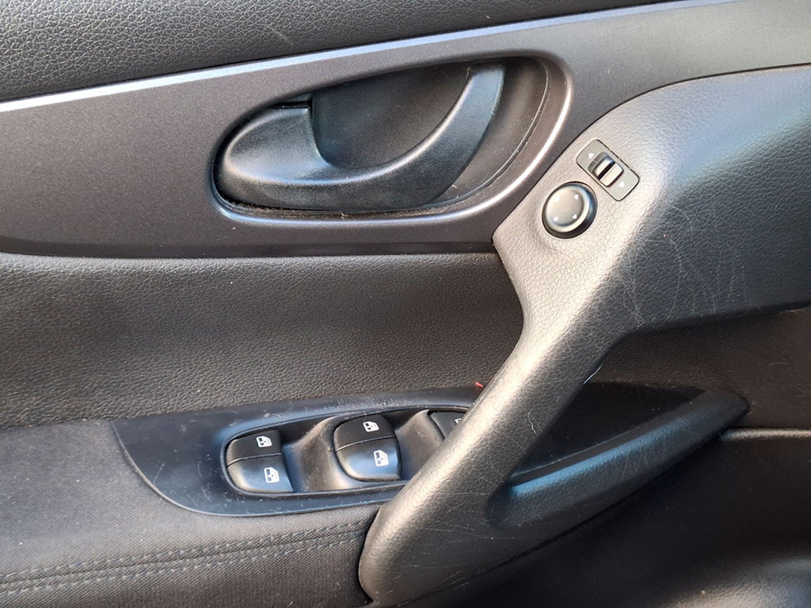NISSAN QASHQAI 2.0 SENSE MT 2018 - Imagen 19 de 20