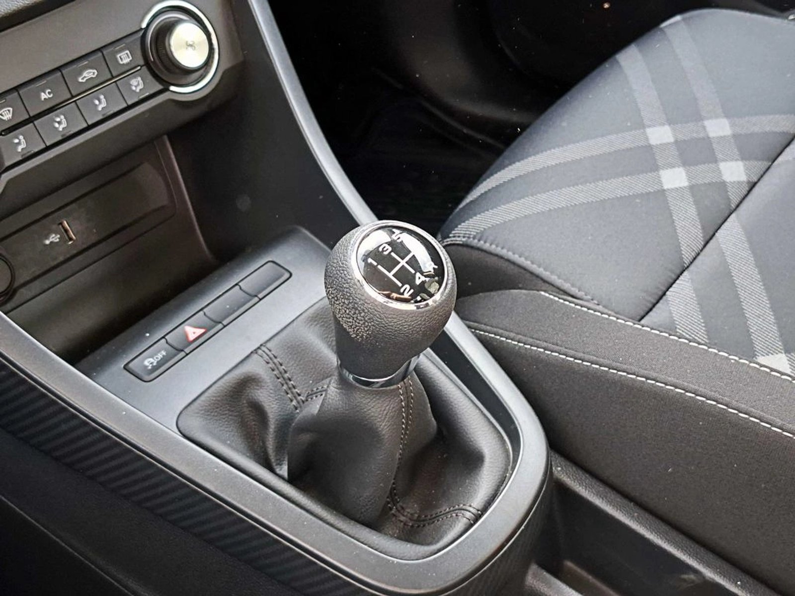 MG MG3 1.5  MT 2024 - Imagen 18 de 18