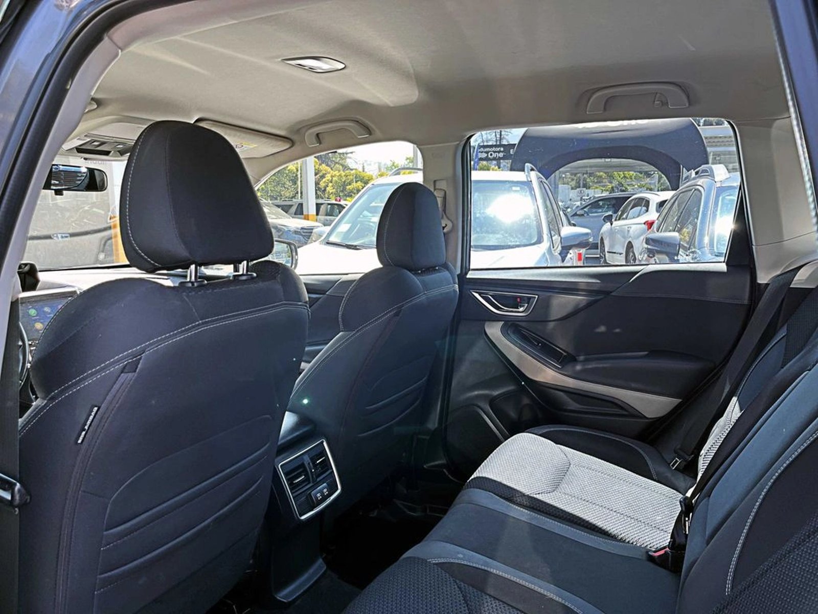 SUBARU FORESTER 2.0I DYNAMIC AWD AT 5P 2023 - Imagen 12 de 19