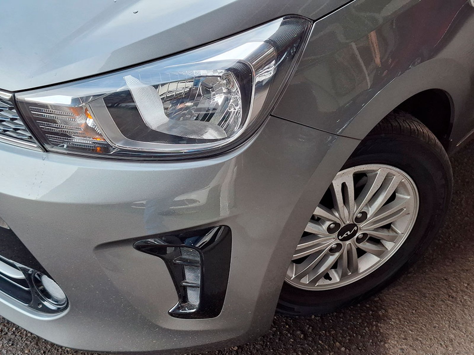 Kia SOLUTO LX 1.4L 5MT G LL 2025 - Imagen 7 de 20