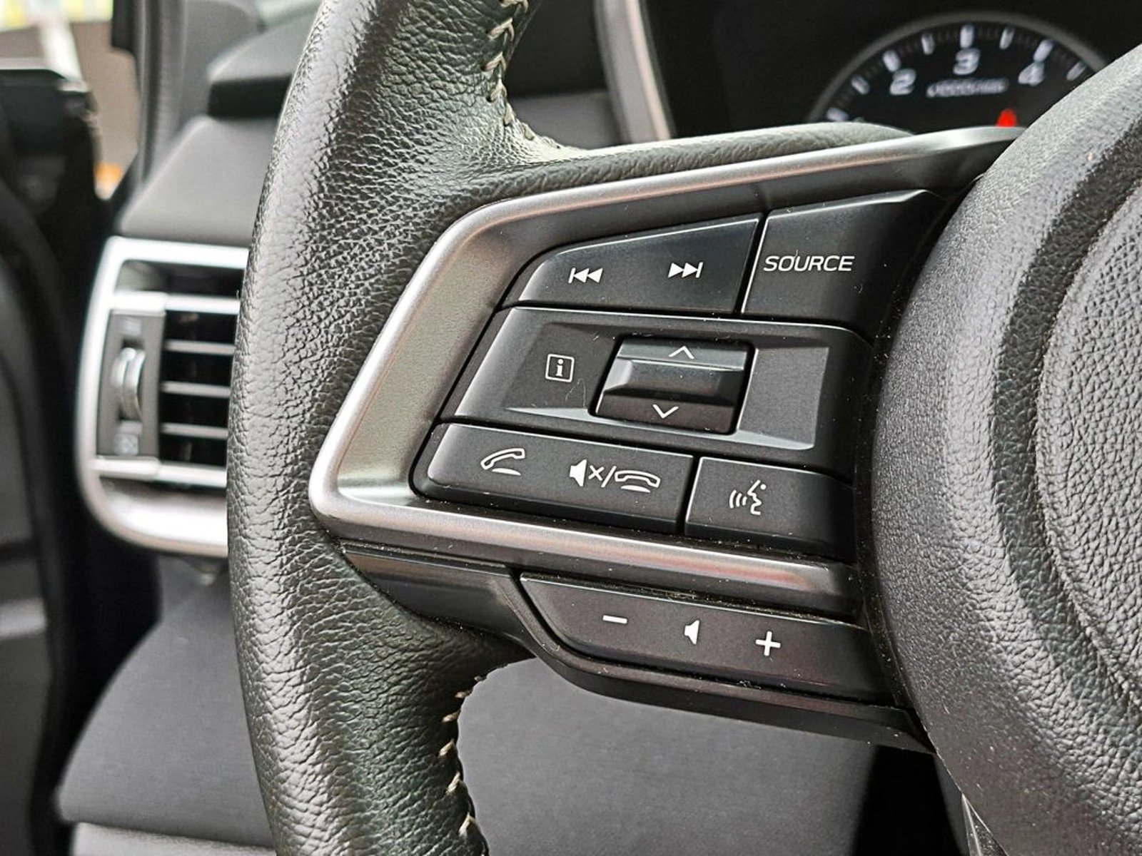 SUBARU OUTBACK 2.5 AWD  AT 5P 2024 - Imagen 18 de 20