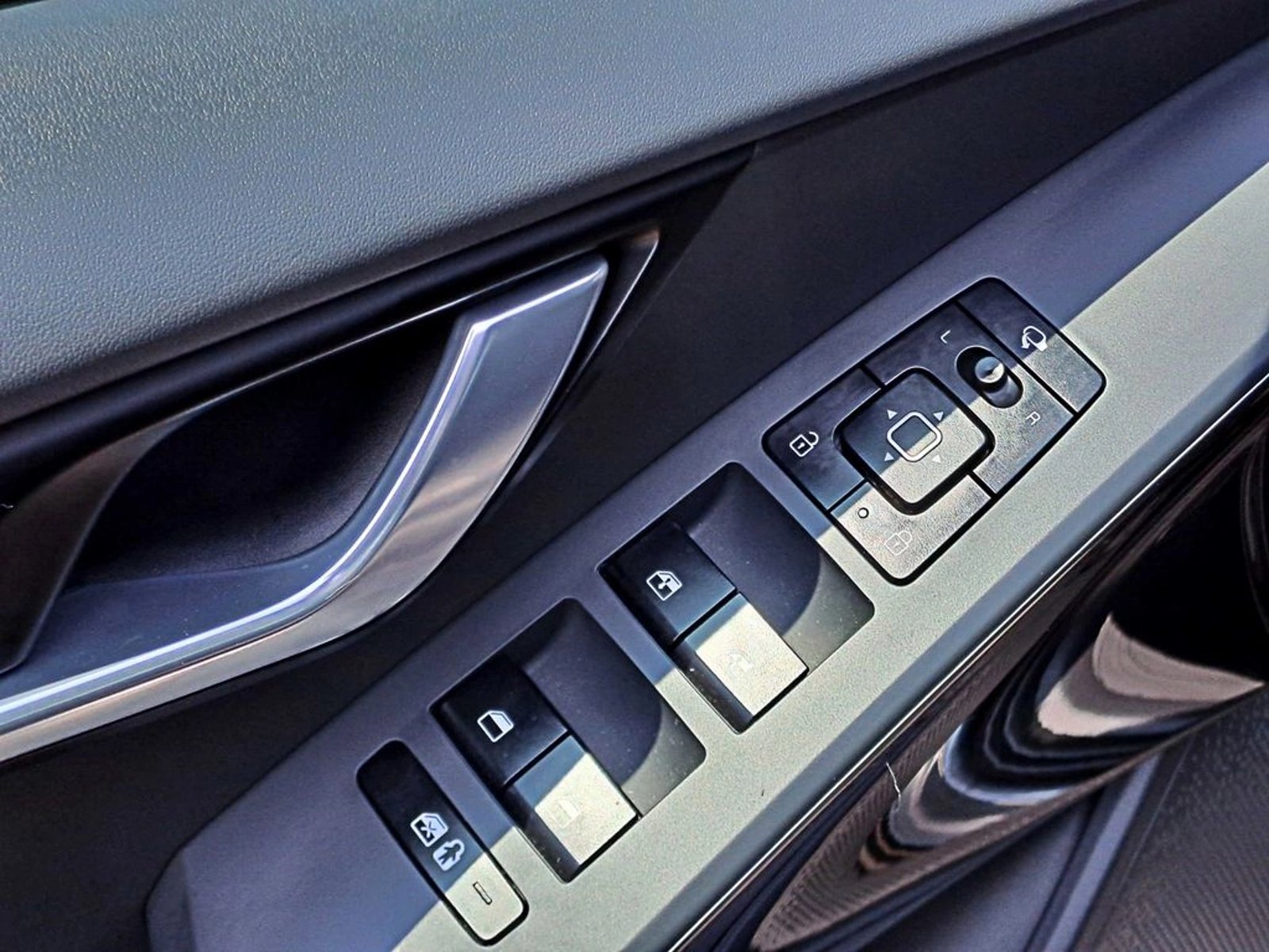 Kia NIRO EV AT 2023 - Imagen 9 de 16