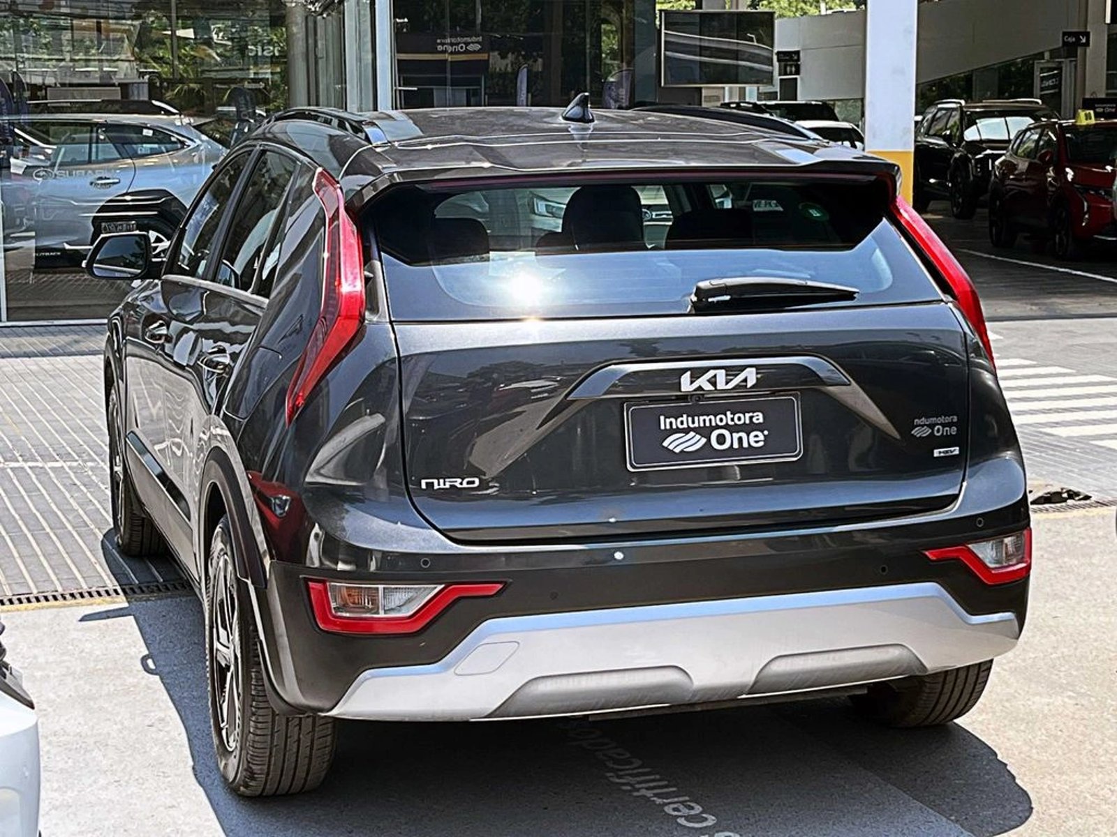 KIA NIRO HEV DCT  1.6 AT 2024 - Imagen 6 de 17