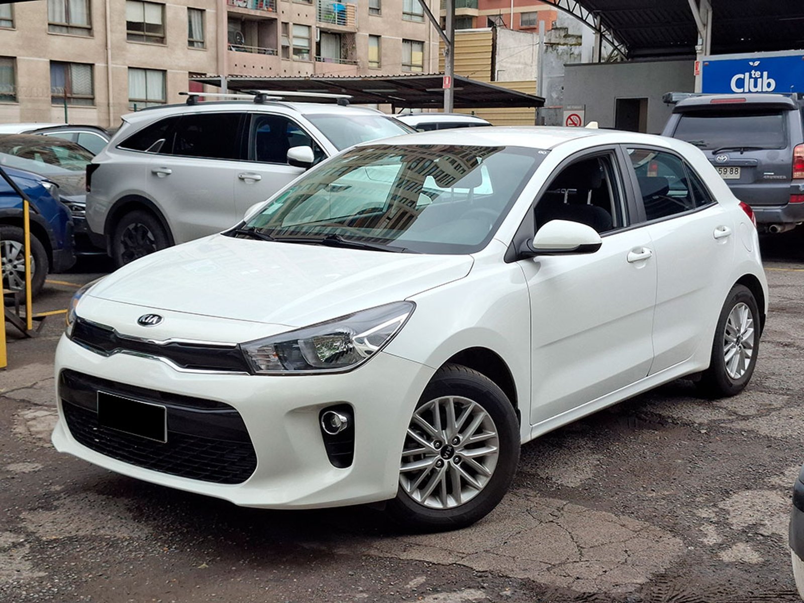 Kia Rio 5 Ex 1.6l 6mt Full 2021
