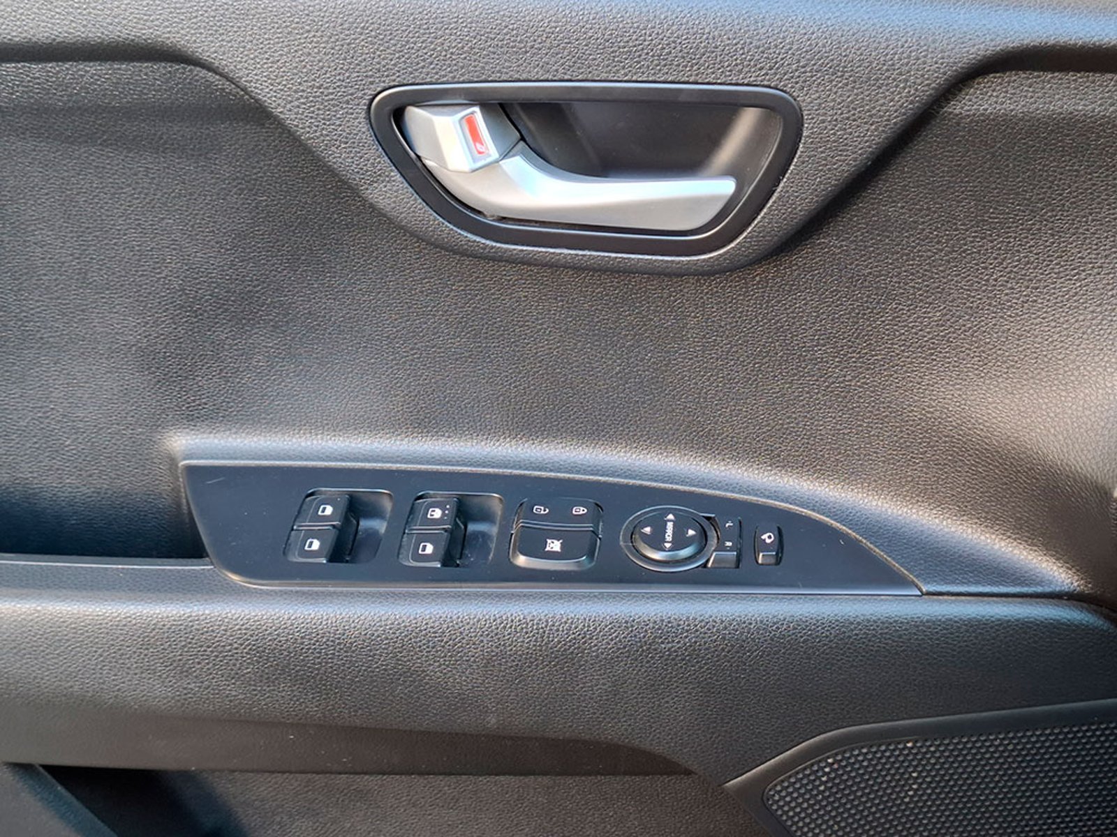 KIA RIO 4 1.4 EX AT 2019 - Imagen 18 de 20