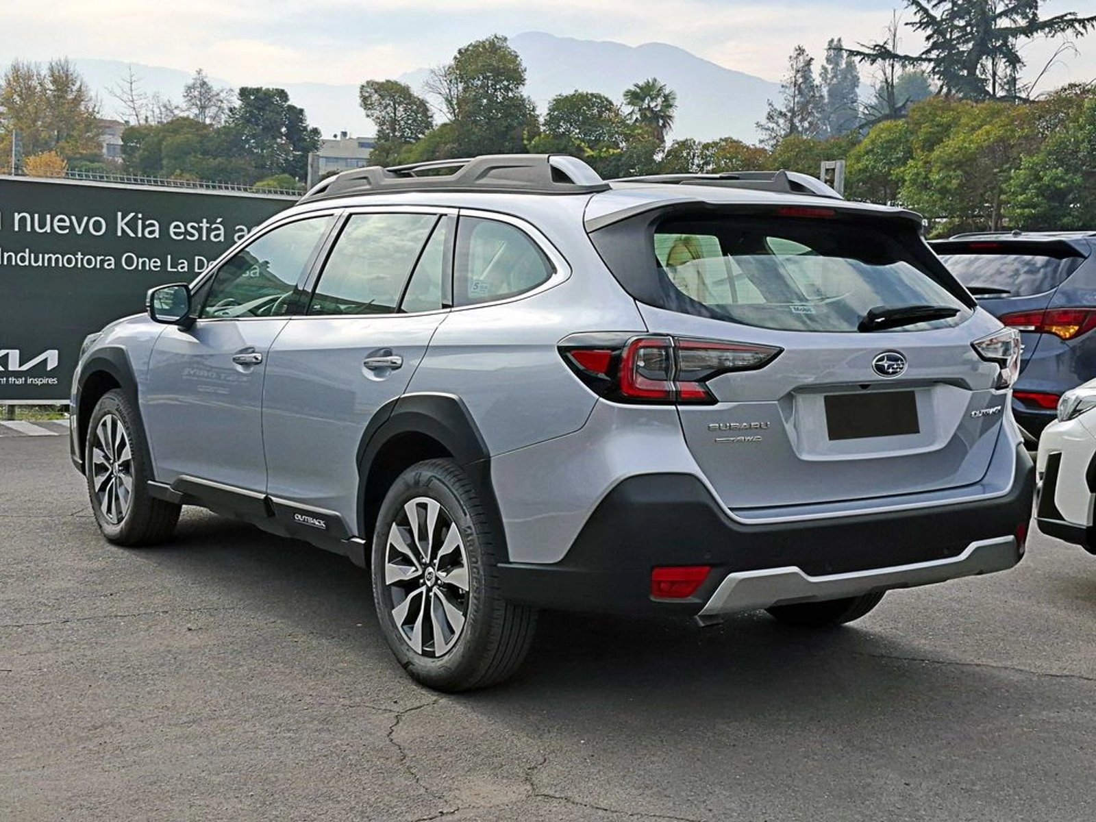 SUBARU OUTBACK 2.5 AWD FIELD EDITION AT 4X4 2026 - Imagen 6 de 20