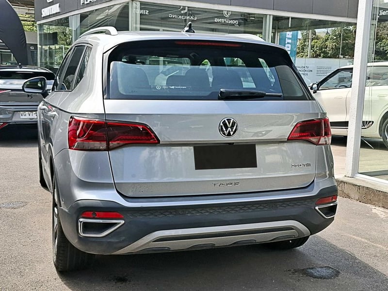 Volkswagen TAOS TSI 4X2 1.4 AT 2024 - Imagen 7 de 18