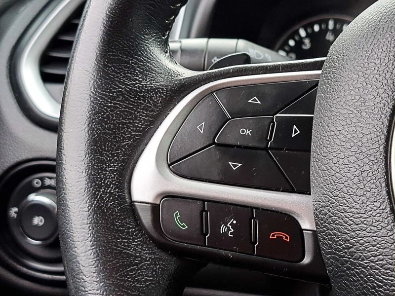 Jeep RENEGADE 1.8 SPORT LX AT 2022 - Imagen 14 de 19