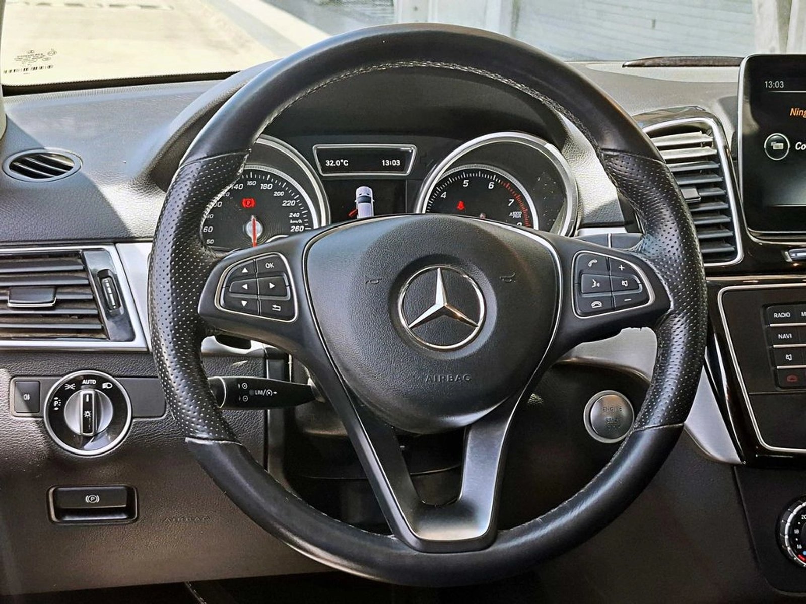 MERCEDES-BENZ GLE 400 SPORT  4-MATIC 2017 - Imagen 16 de 20