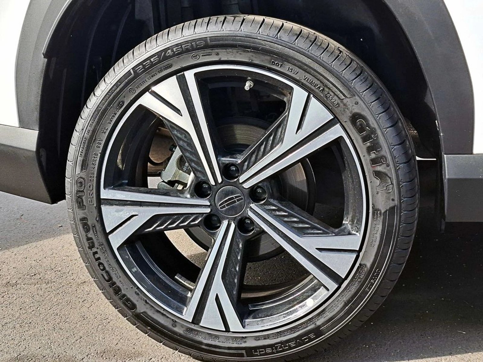 GEELY CITYRAY 1.5  AT 5P 2025 - Imagen 4 de 18
