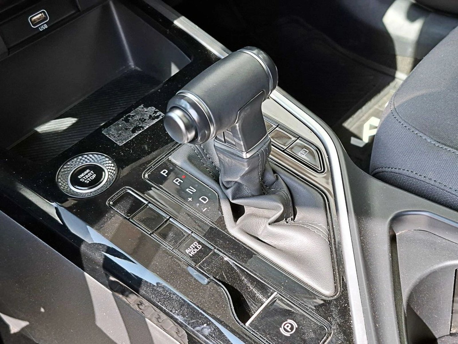 KIA NIRO HEV 1.6 AT 2024 - Imagen 15 de 15