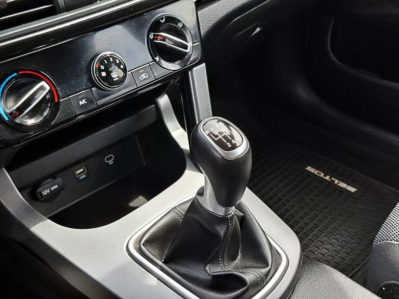 Kia SELTOS EX 1.5 6MT 2024 - Imagen 16 de 16