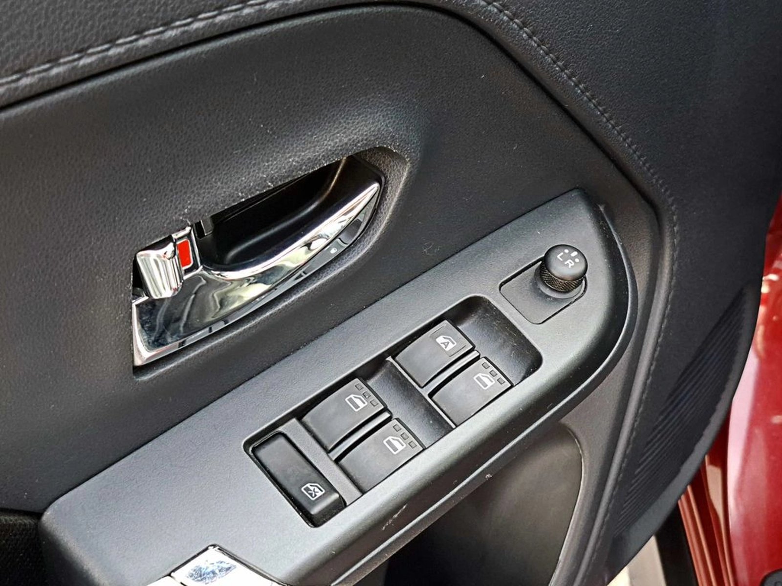 TOYOTA RUSH 1.5  AT 5P 2024 - Imagen 9 de 16