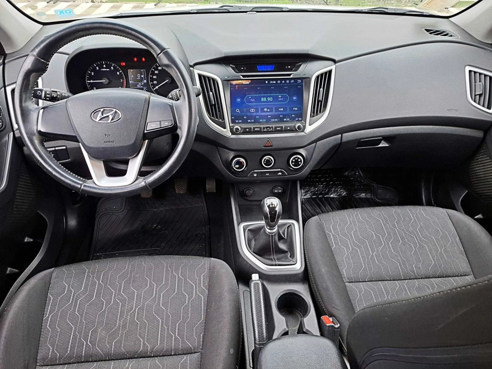 Hyundai CRETA 1.6 GS PLUS FL 4X2 MT 5P 2019 - Imagen 12 de 18