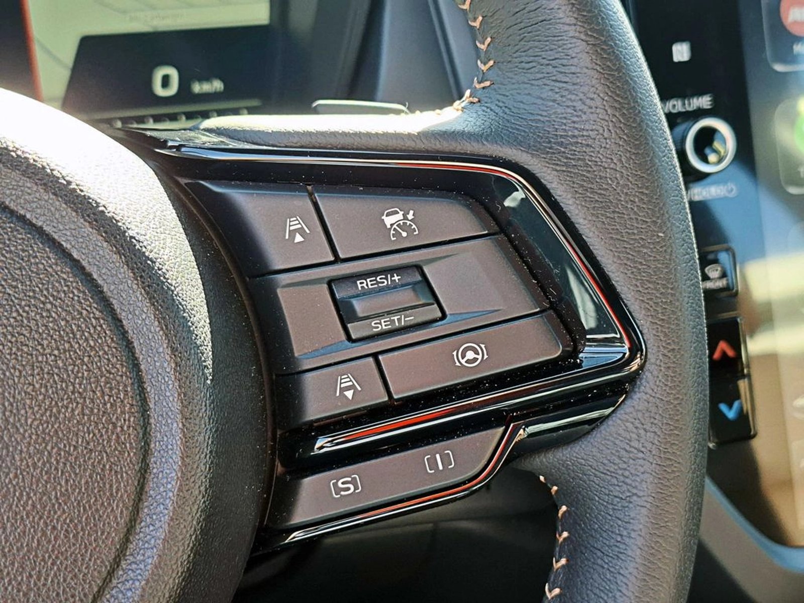 Subaru FORESTER E-BOXER 2.5 AT 4X4 2026 - Imagen 17 de 19