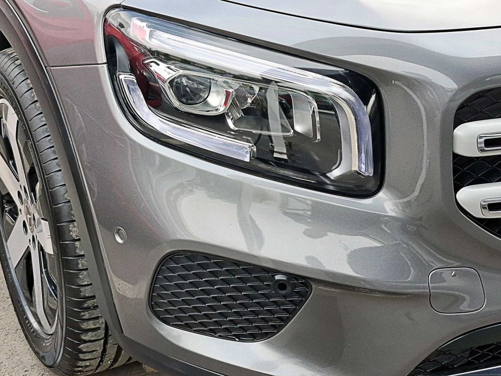 Mercedes-Benz GLB 200 AT 2023 - Foto 3 de 17