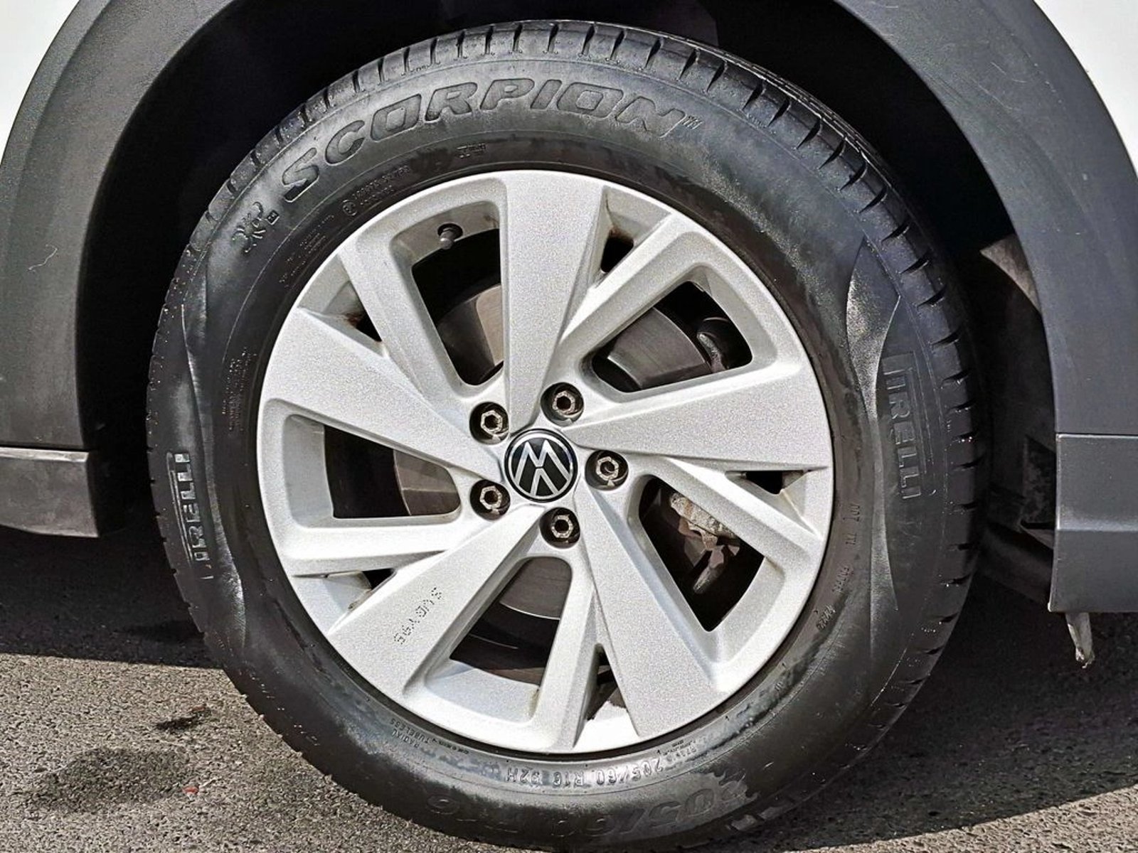 VOLKSWAGEN NIVUS 1.0 TSI HIGHLINE AT 2023 - Imagen 5 de 19