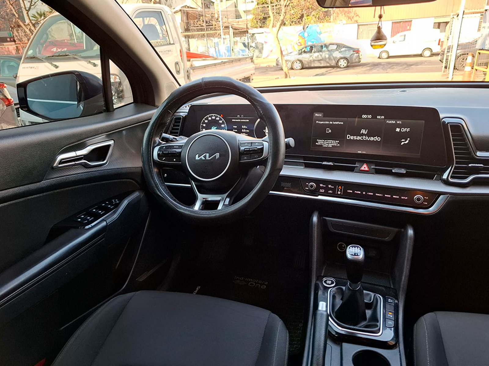 Kia SPORTAGE EX 2.0L 6MT GSL 2024 - Imagen 8 de 20