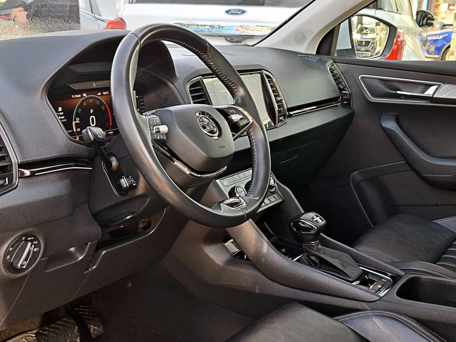 Skoda KAROQ 1.4 TSI AMBITION AT 2024 - Imagen 8 de 18