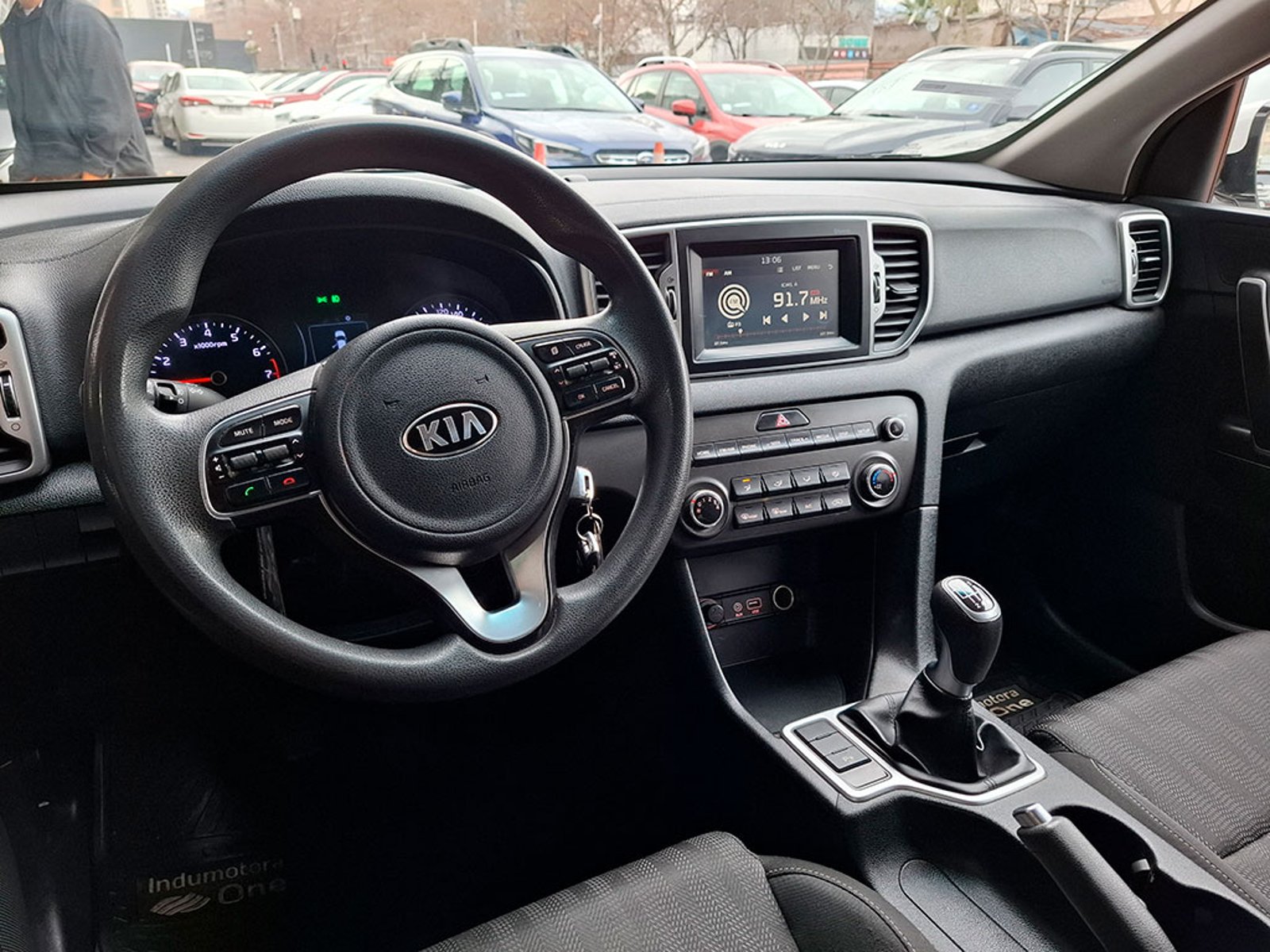 Kia SPORTAGE LX 2.0L GSL 6MT 2WD 6AB SPECIAL PACK 2018 - Imagen 10 de 20