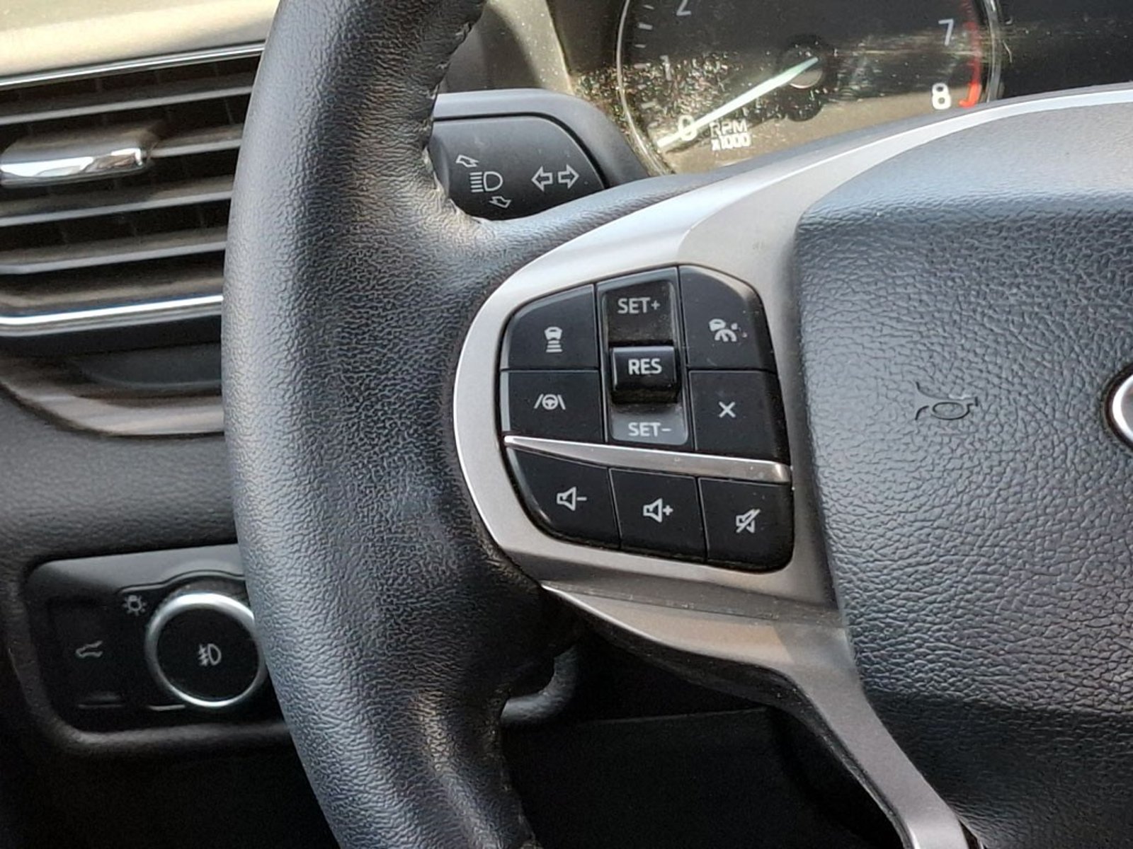 Ford EXPLORER 2.3 XLT LIMITED 4X2 2024 - Imagen 14 de 20
