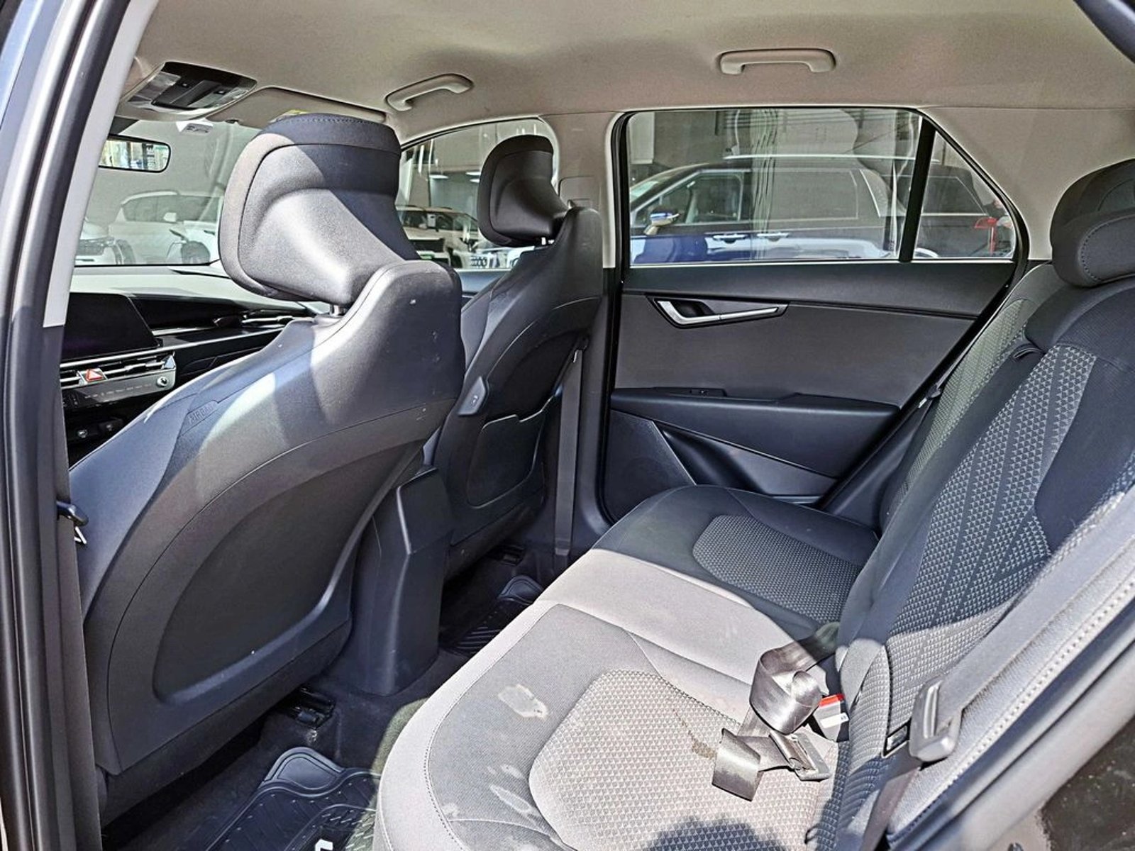 KIA NIRO HEV 1.6 AT 2024 - Imagen 10 de 15