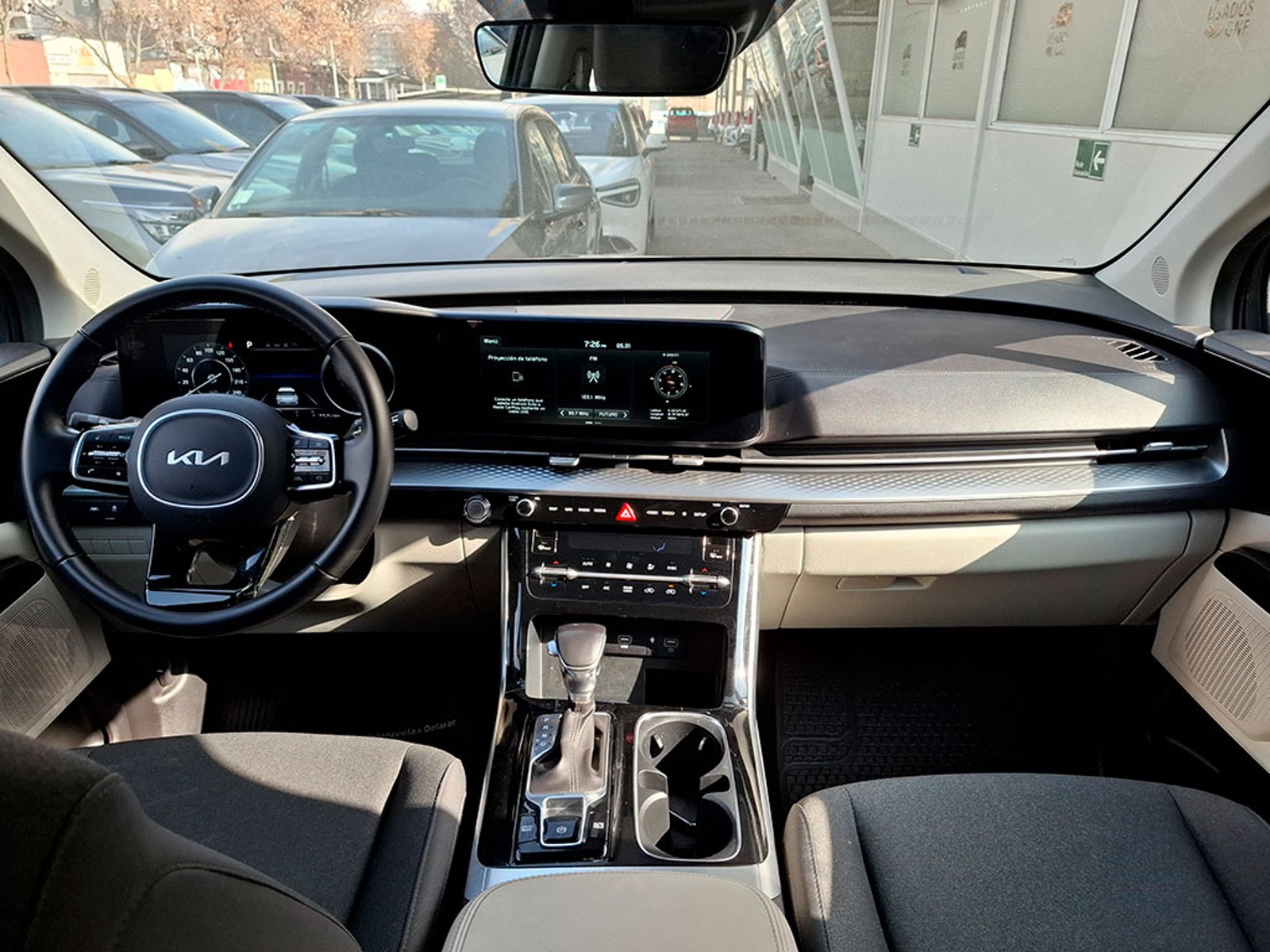 KIA CARNIVAL EX 2.2L DSL 8AT 2023 - Imagen 8 de 20