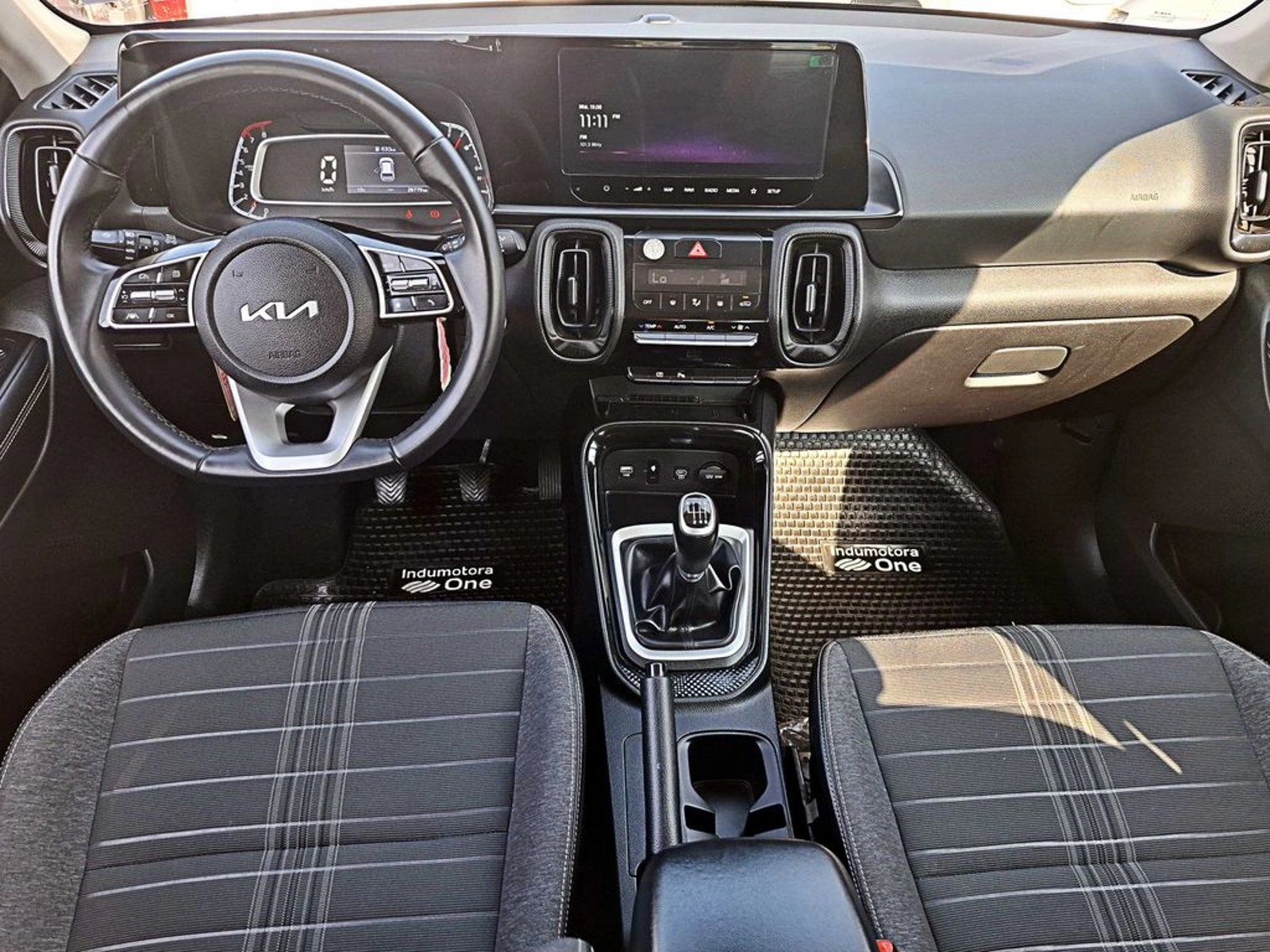 Kia SONET MT 2025 - Imagen 12 de 18