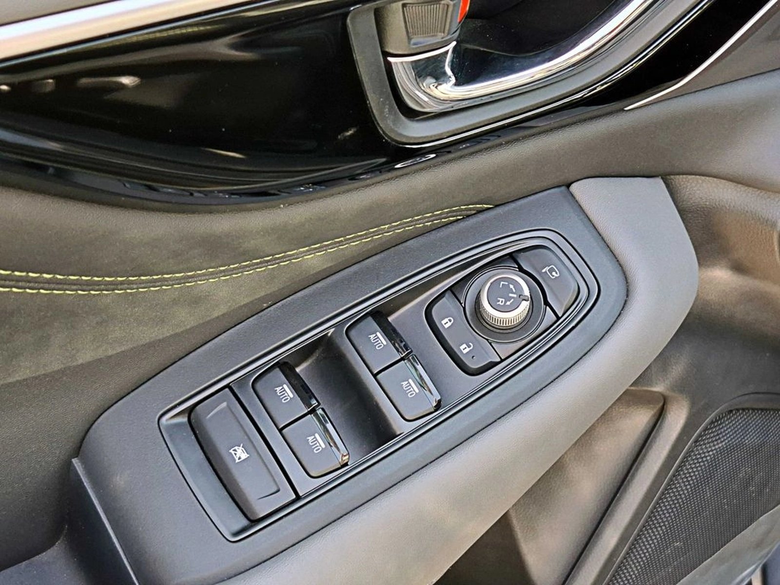 SUBARU OUTBACK 2.5 AWD  AT 4X4 2025 - Imagen 10 de 20