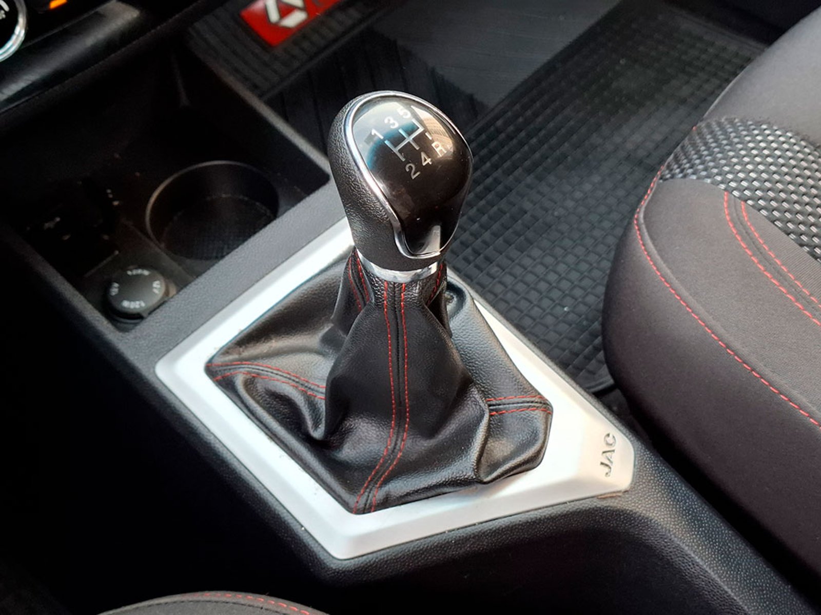 JAC JS2 HB 1.5 COMFORT MT 2023 - Imagen 17 de 20